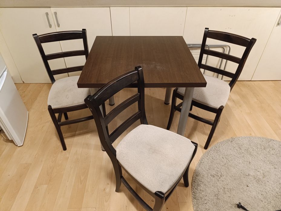 Маса 80/80 с 3 стола