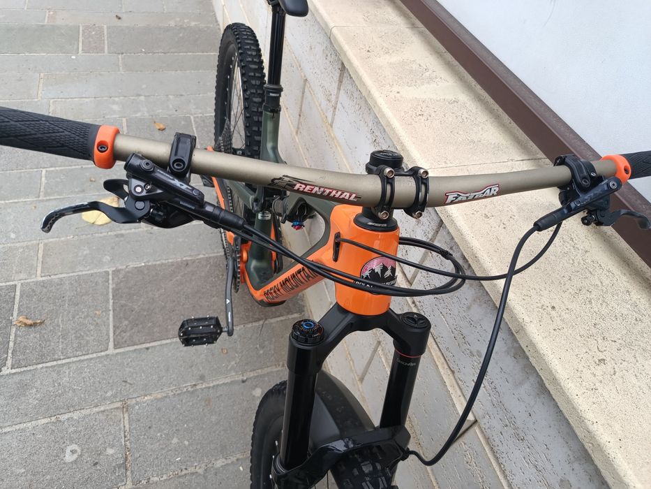 Bicicleta enduro Rocky Mountain Instinct 29