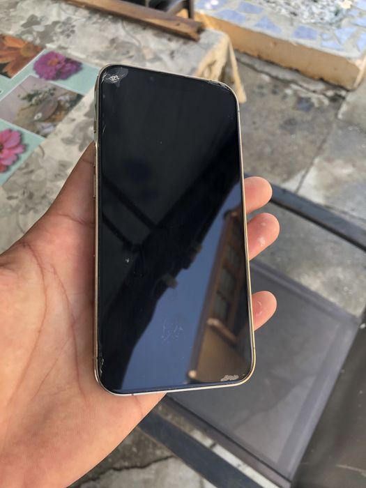 Vand iphone 13 pro ca nou!