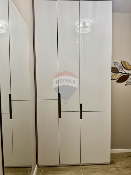 Продава се Тристаен апартамент в Варна, Левски - 90 кв.м за 2778 €/кв.м - Снимка #8