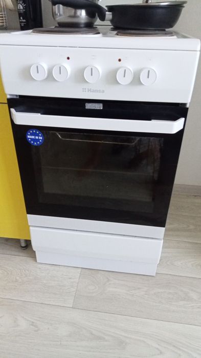 Продам эл.плиту Hanza