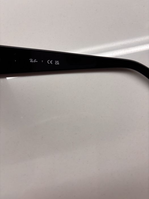 Оригинални слънчеви очила Ray-Ban Zenа