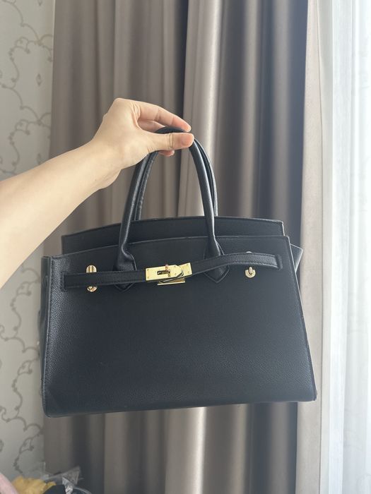 Черная,классическая сумка