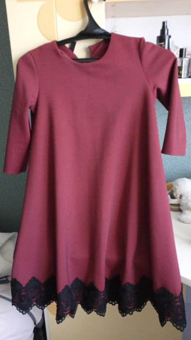 Платье размер 44 каждое по 5000