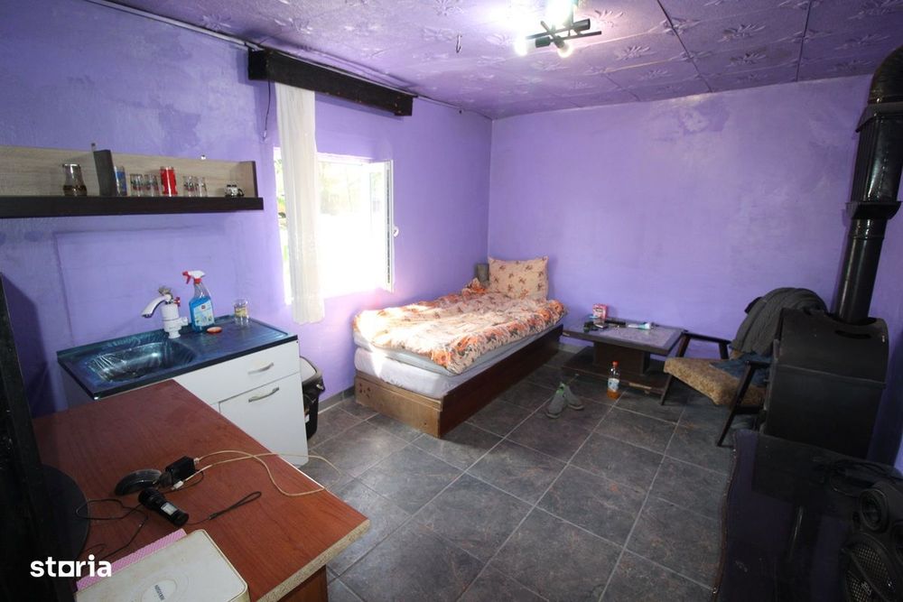 Vând casă în Măceu/Bretea Română, P+Pod, suprafață teren 329mp...