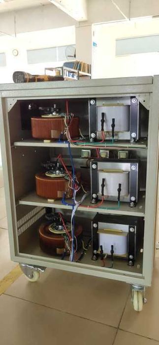 стаблизатор 10- 20- 30- 50- 100квт.  уч фазали ва икки фазали. Хитой