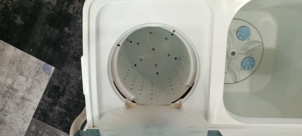 Продам стиральную машину полуавтомат