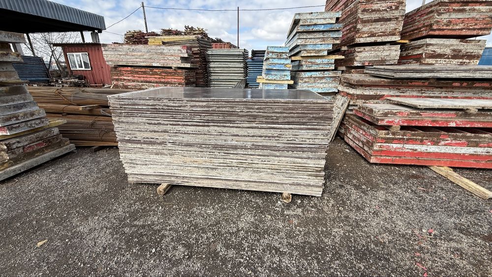 Фанера ламинированная в Аренду