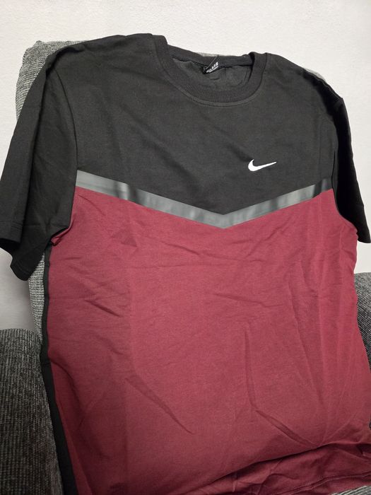 compleu nike tech pantaloni scurti tricou