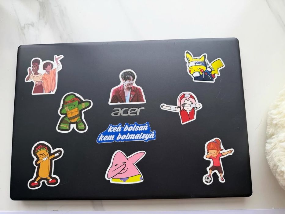 Ноутбук сатылады