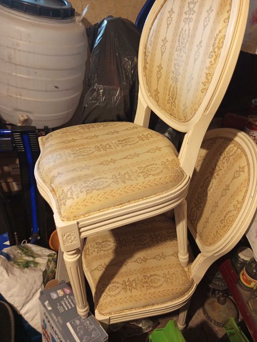 Трапезни елегантни столове