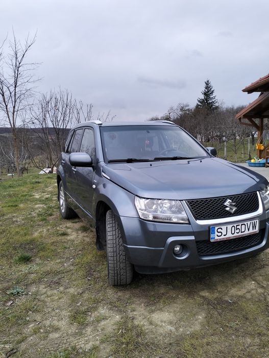 Vând Suzuki Grand Vitara