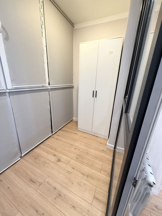 Сдается студия почасам мкр Шугыла 1-ком.