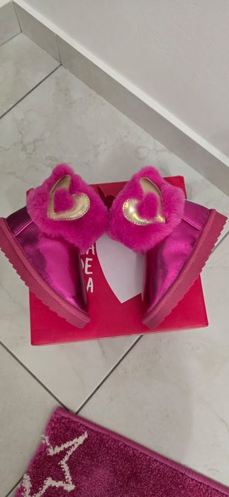 Ghete îmblănite fete fuchsia mărimea 25 (interior 13,8 cm)
