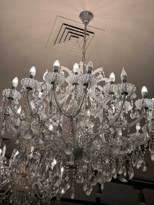 ЧЕШСКИЕ хрустальные большие люстры