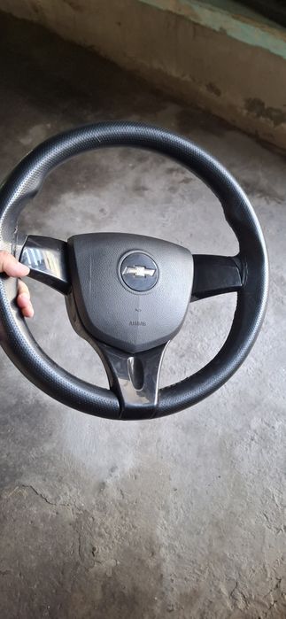 Рул от спарка 2 позиции аирбаг ест состояние отличное оригинал