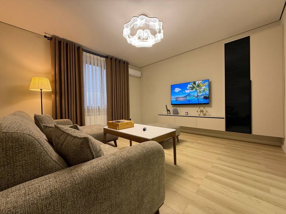 Квартира продается 2/6/10 на жк Baku Residence