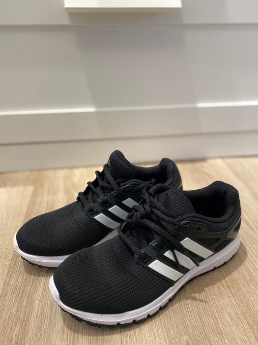 Adidas кроссовки original 39размер