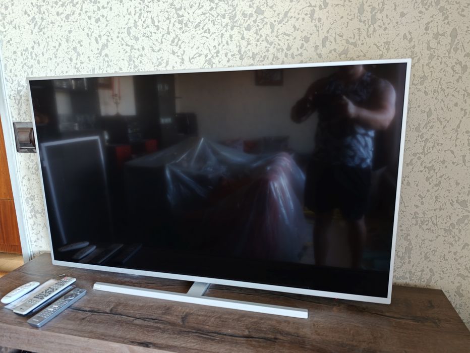 Смарт Телевизор philips 55 инча