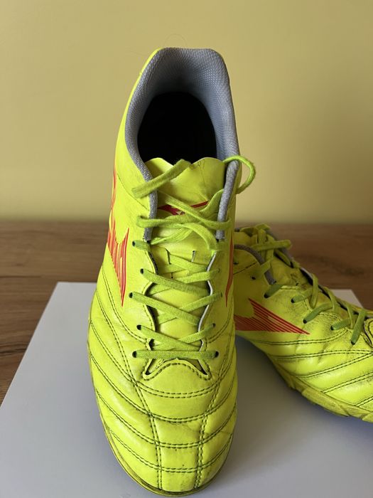 футболни обувки Mizuno Monarcida Neo III Select