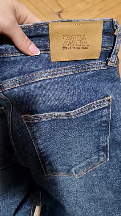 Blugi damă ZARA de vânzare