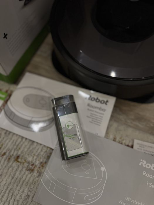 Прохосмукачка робот irobot roomba i7+