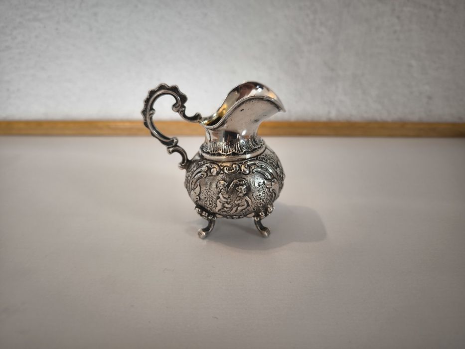 Продавам антикварна сребърна кана Швеция  1897 година