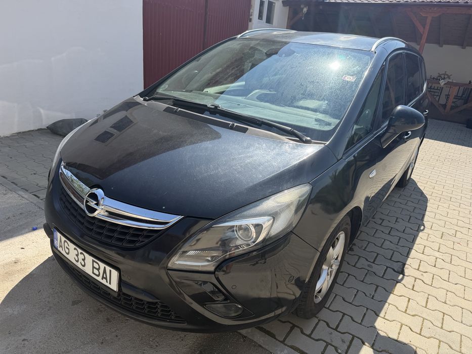 Opel Zafira 2013