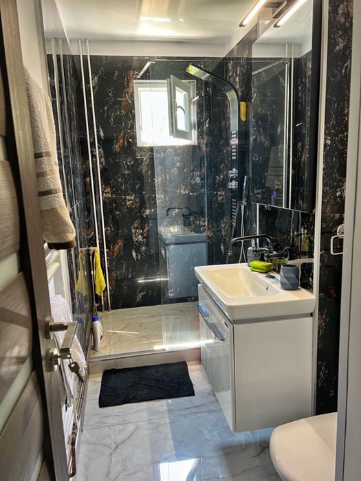 LUX !Apartament , garsoniera centru , regim hotelier POZELE SUNT REALE