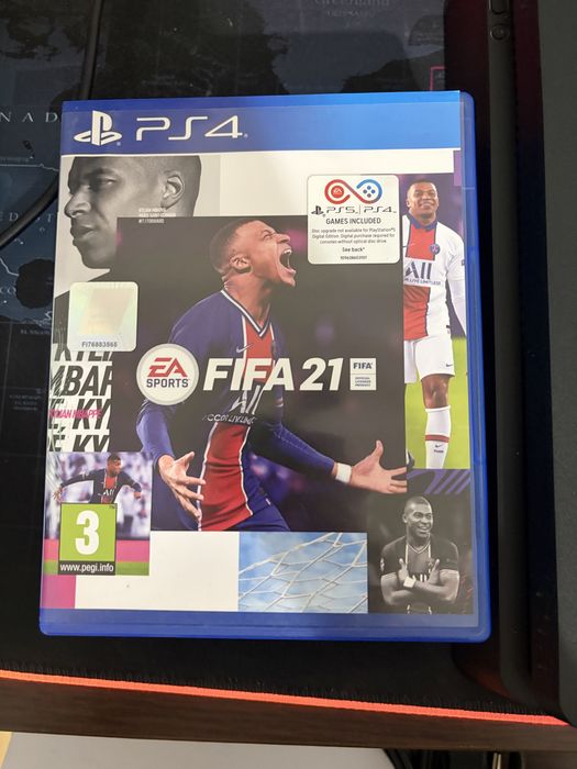 PlayStation 4 / PS4 slim  500GB