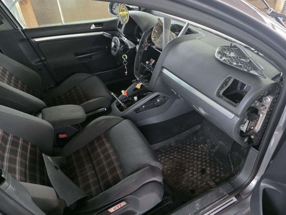 Golf 5 GTI  2.0 TFSI за части