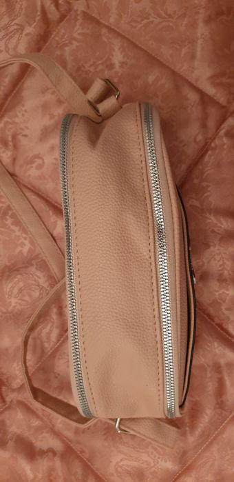 Нова дамска чанта