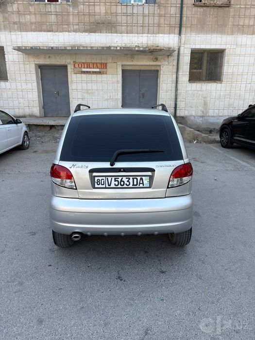 Matiz mashina sotiladi