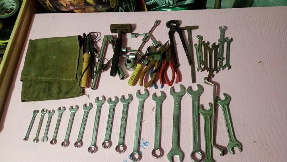 Стари гаечни ключове + бонуси