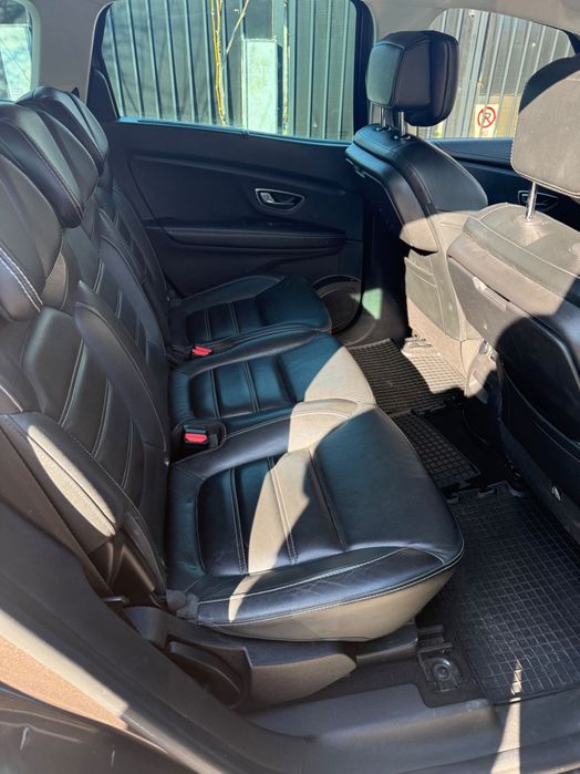 Renault scenic full an 2019