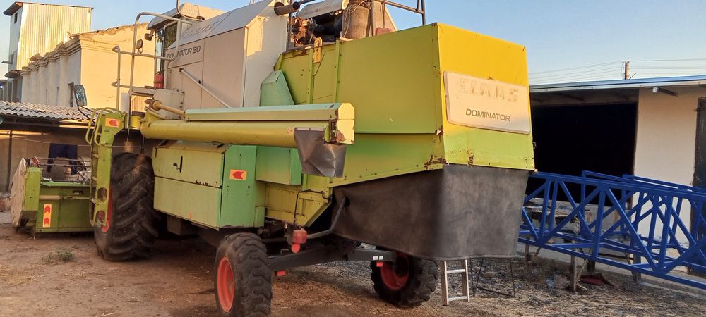 Claas Dominator 130 kombayn  2015 yil a'lo holatda