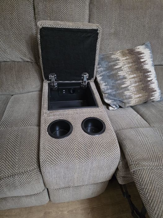 Coltar cu 3 reclinere