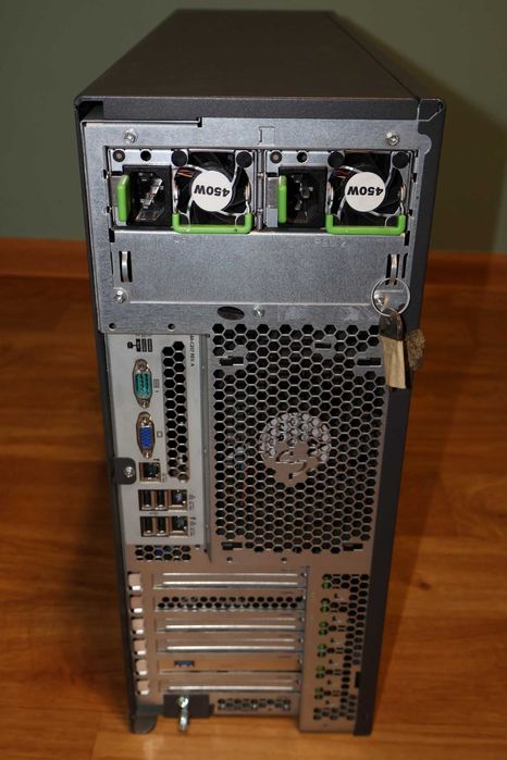 Сервер Fujitsu primergy TX200 S7