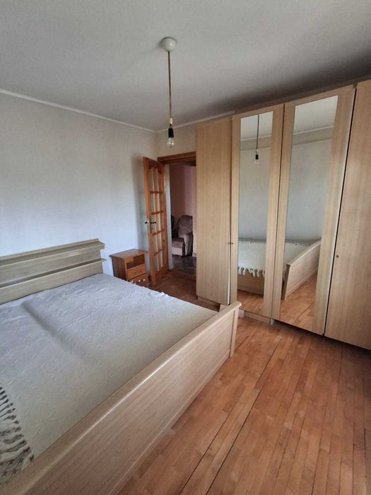 Apartament 3 camere decomandat Obcini