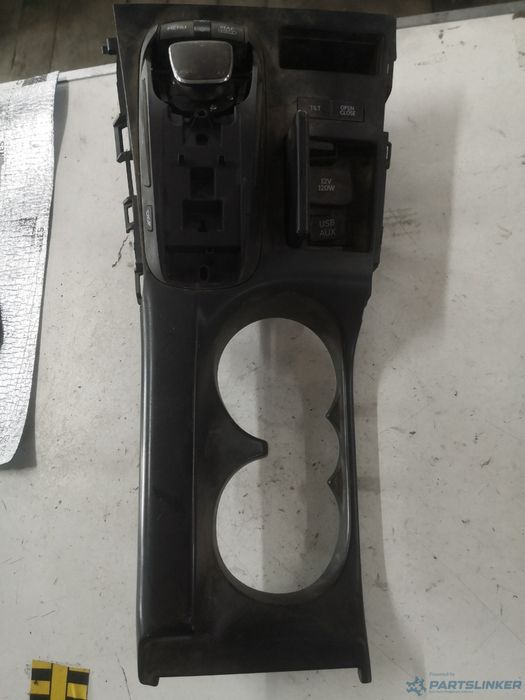 Consola Centrala Lexus Ct (Zwa10_) [ 2010 - > ] Oem 5882178010