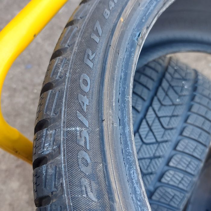 205/40/17" Pirelli 4бр.гуми.dot4421
