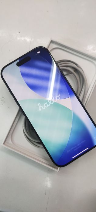 Продам Айфон 16 про 256