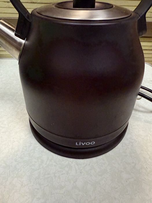 Ретро електрическа кана Livoo 2200w