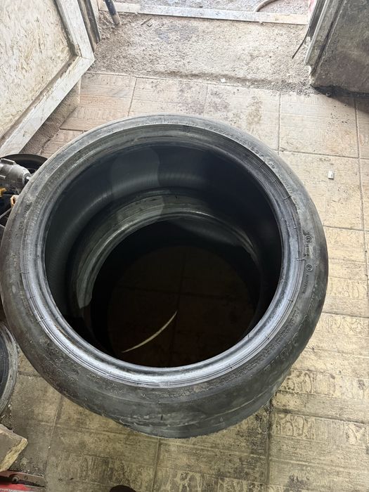 Продам покрышки сразу пару