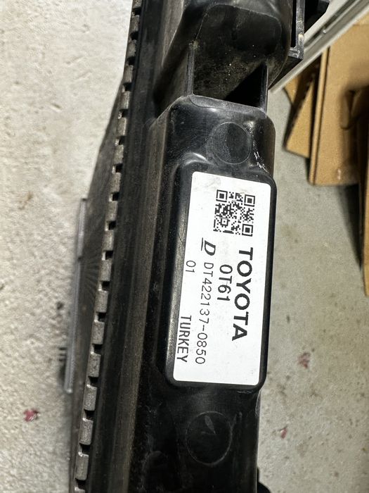 Radiator apă ac toyota coroola.rav 4.cod:DT422137-0850.