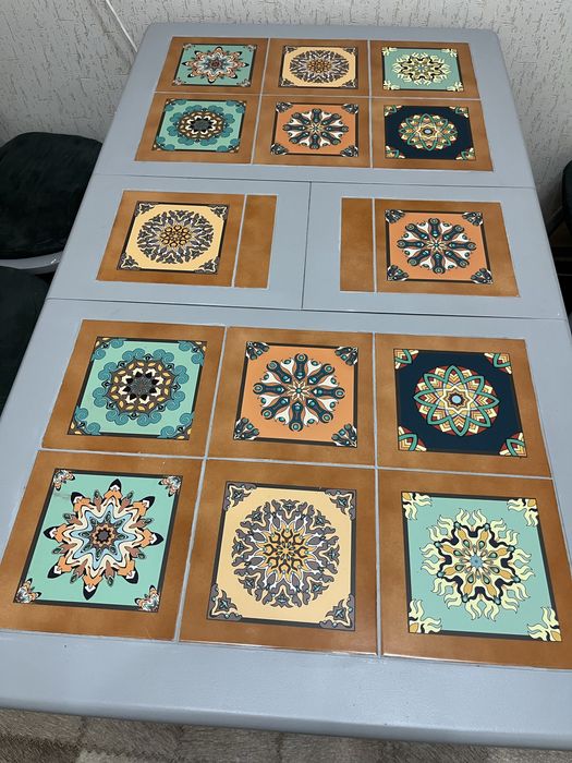 Продам стол и стулья