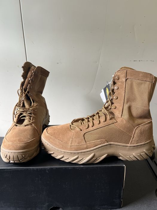 Vand bocanci de vara Oakley Field Assault, marime 44.5