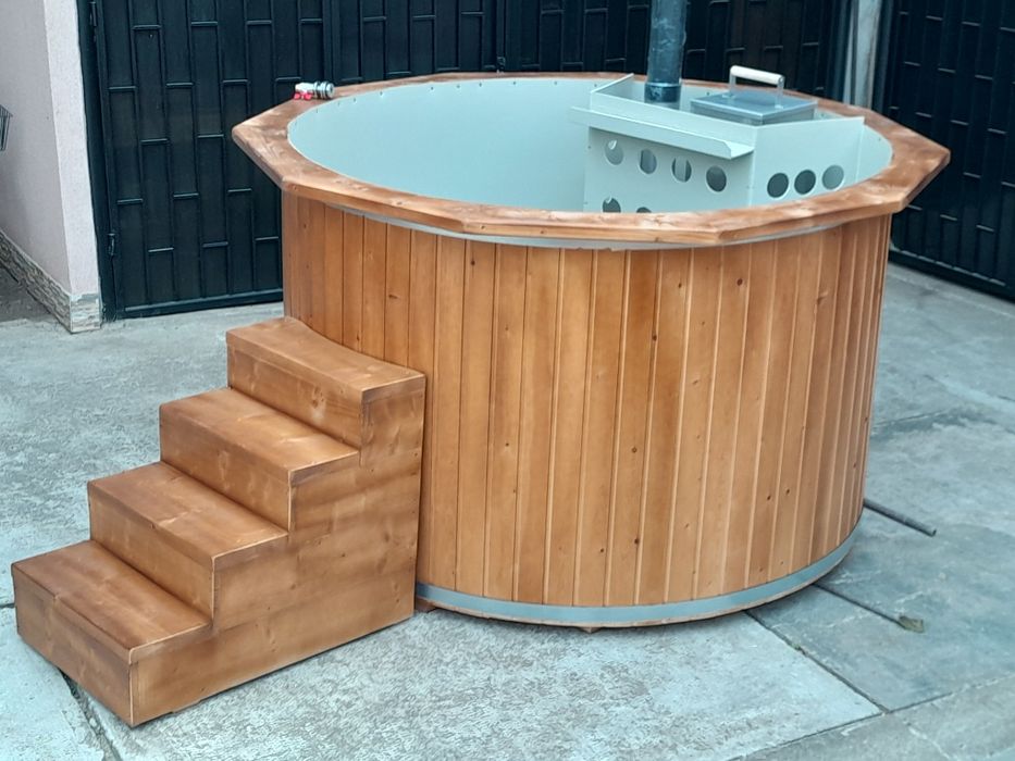 Ciubar din polipropilena, ideal pentru relaxare!