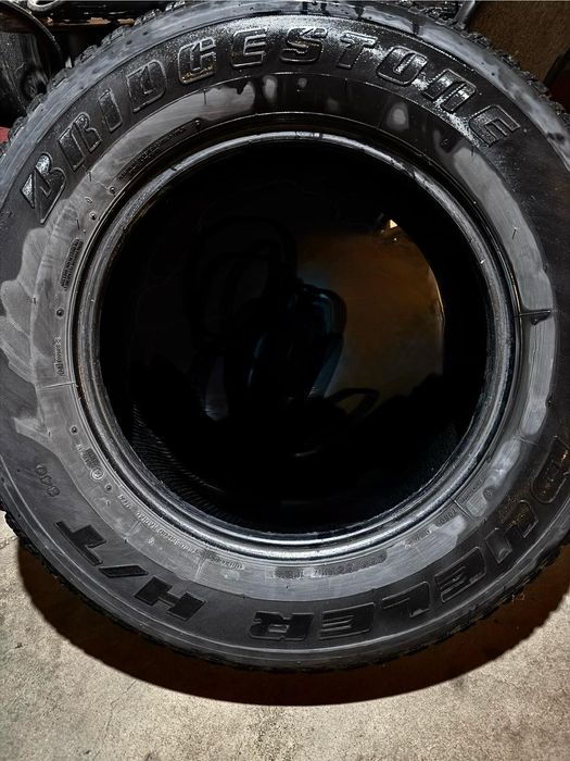 Bridgstone DUELER (265/65 R17)