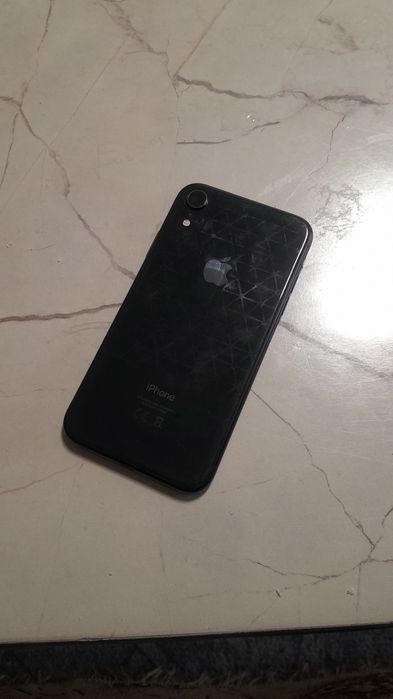 Продам айфон хр срочно